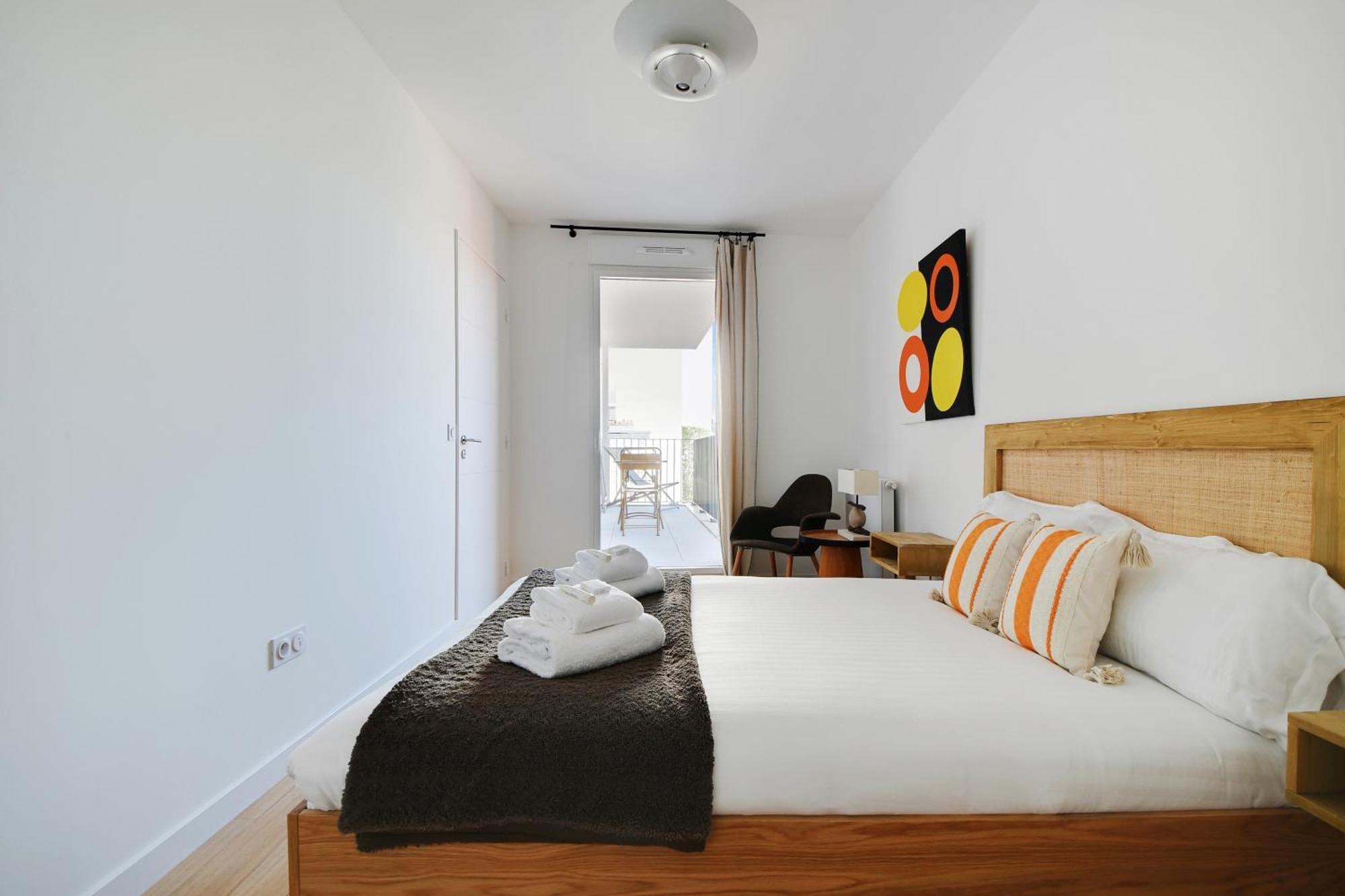 Pick A Flat's With Terrace In - Boulevard Jean-jaures Clichy