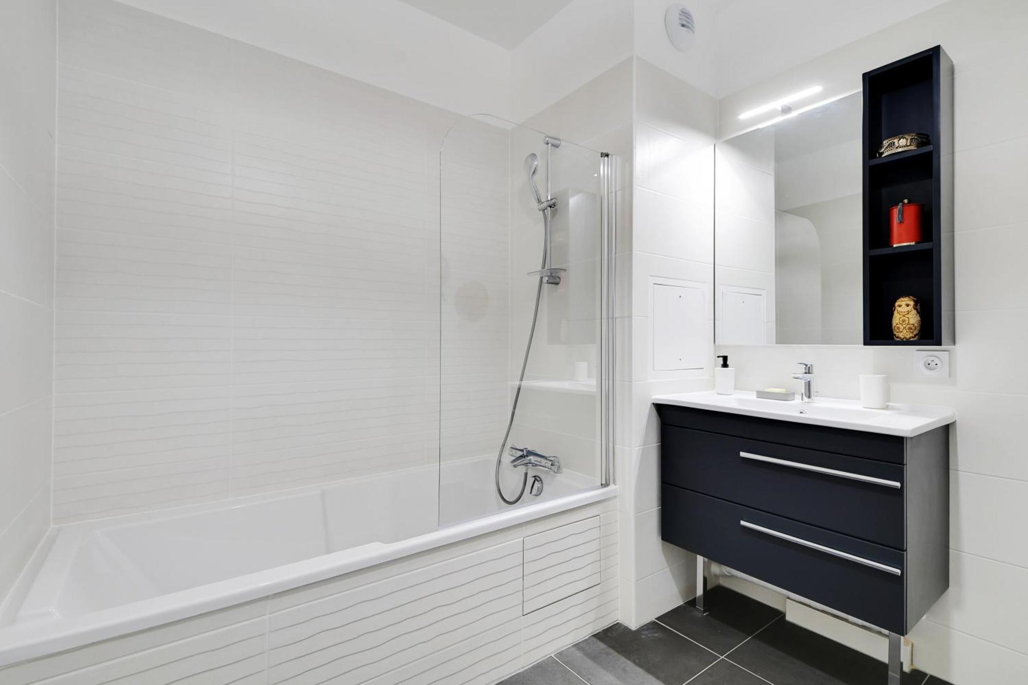 Pick A Flat's With Terrace In - Boulevard Jean-jaures Appartement Clichy