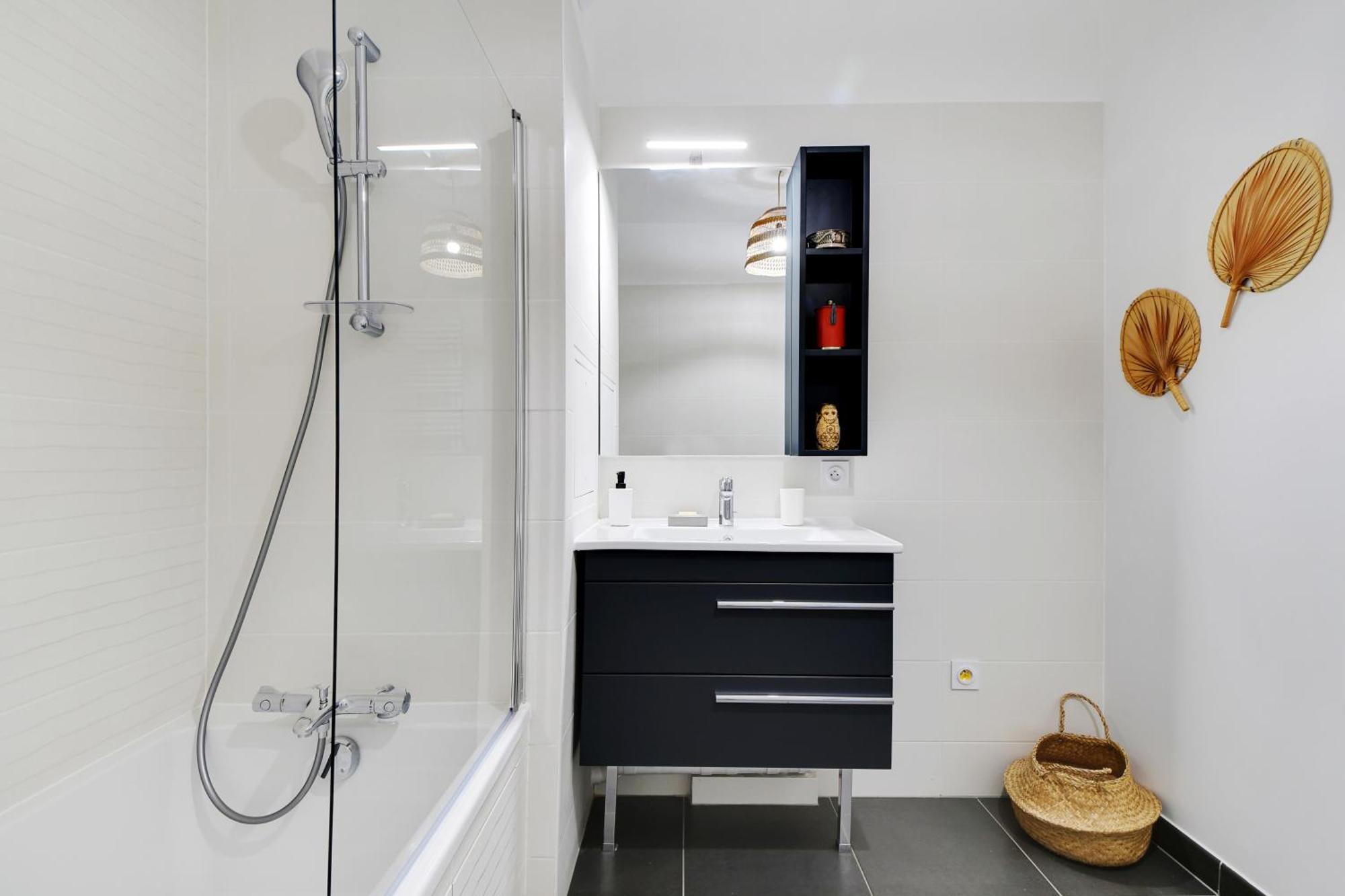 Appartement Pick A Flat's With Terrace In - Boulevard Jean-jaures *