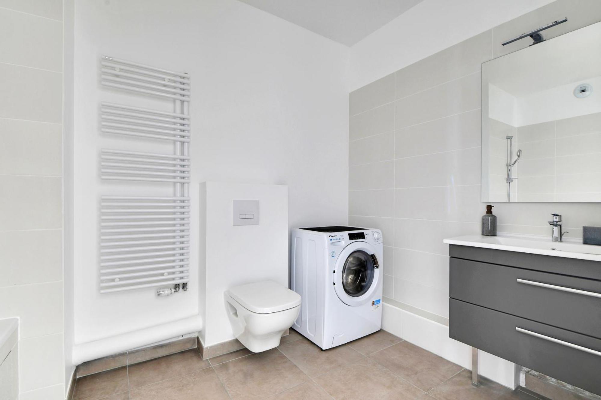 Pick A Flat's With Terrace In - Boulevard Jean-jaures