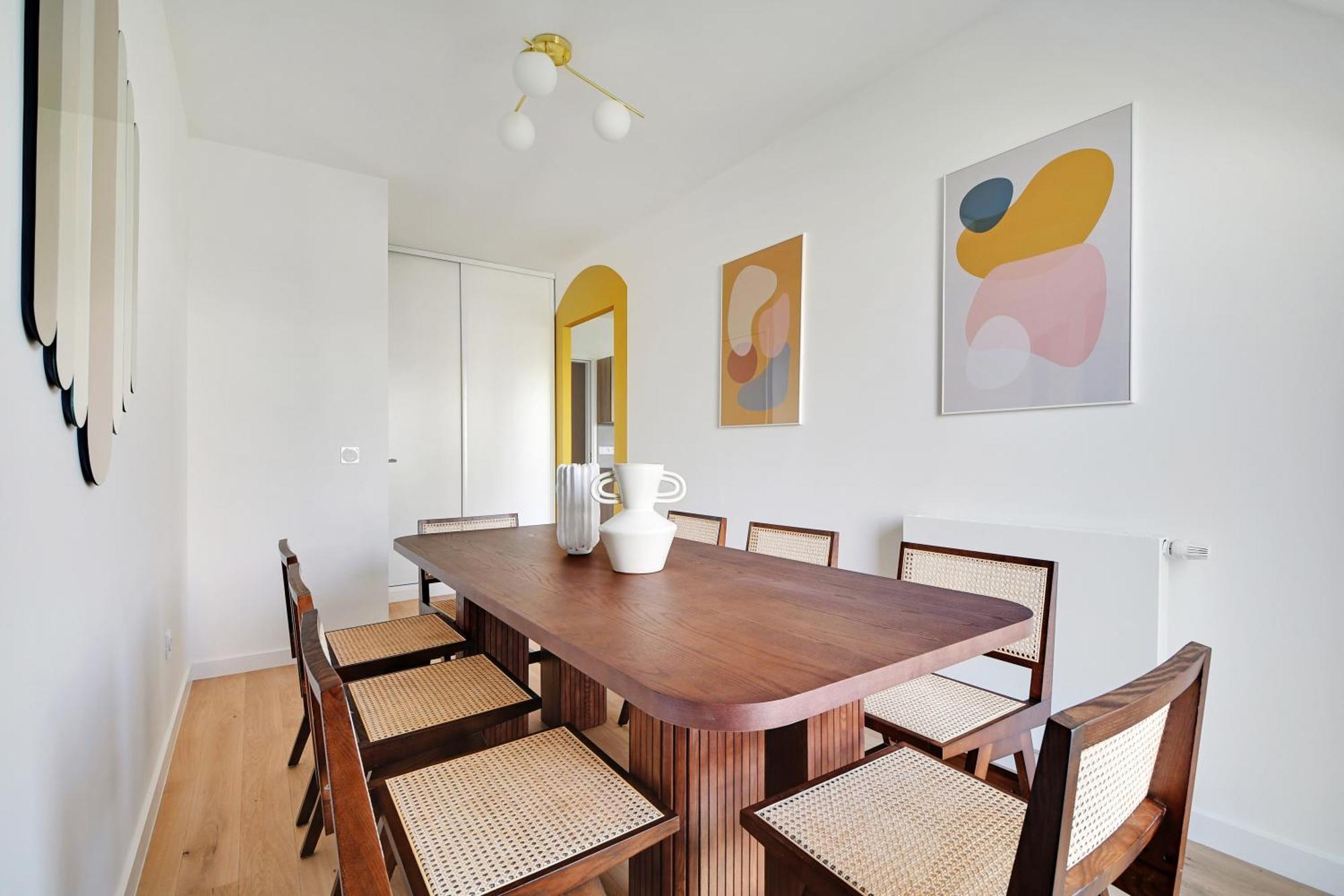 Pick A Flat's With Terrace In - Boulevard Jean-jaures Clichy